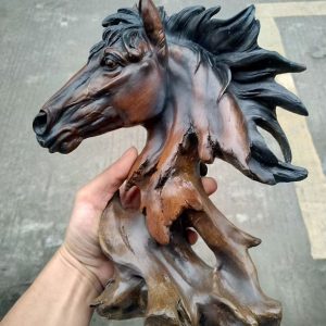 Statue décorative tête de cheval en résine 27 cm