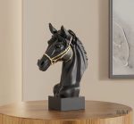 Buste cheval noir et doré en sculpture de 30 cm