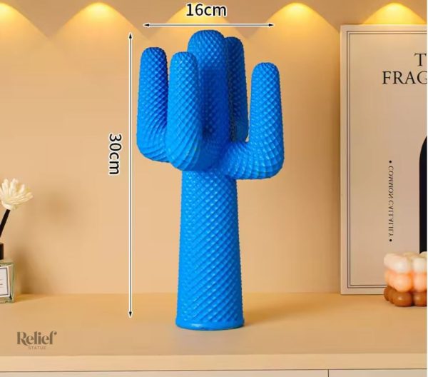 statue-cactus-design-bleu-en-resine-30-cm-1 Statue cactus bleu en résine, design moderne, 30 cm