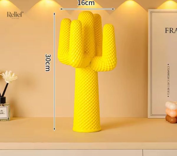 statue-cactus-design-jaune-en-resine-30-cm-1 Statue cactus design jaune en résine 30 cm