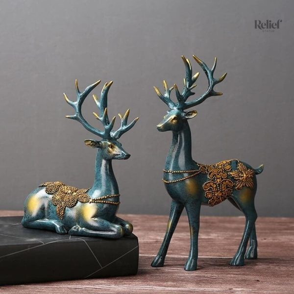 Duo de statues de cerfs, ajout chic pour votre décoration
