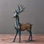 Statue décorative de cerf, touche artistique et moderne
