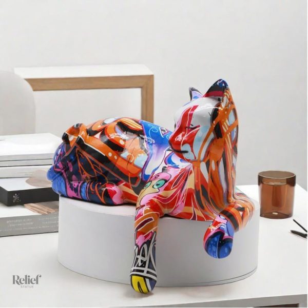 Figurine de chat en résine colorée, style graffiti