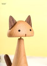 Figurine chat en bois, accents scandinaves, 16 cm