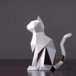 Sculpture en origami représentant un chat, 19 cm de hauteur