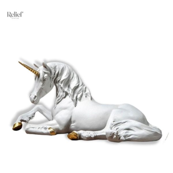 statue-cheval-blanc-1 Statue de cheval licorne blanche en sculpture