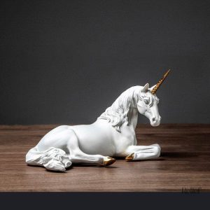 Statue représentant une magnifique licorne