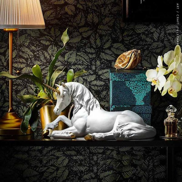Cheval licorne blanc en design unique