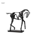 Statue de cheval en fer, sculpture décorative élégante