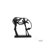 Sculpture de cheval en métal, design raffiné pour intérieur