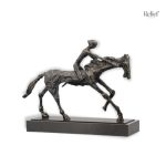 Statue de cheval en métal, sculpture décorative élégante