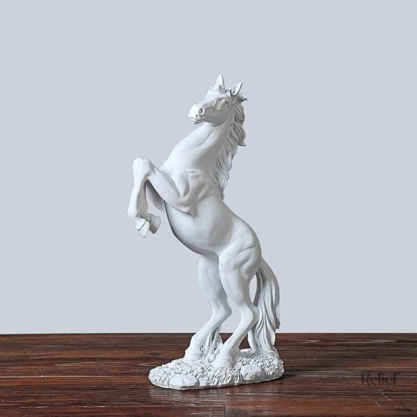 Sculpture réaliste de cheval en résine artisanale
