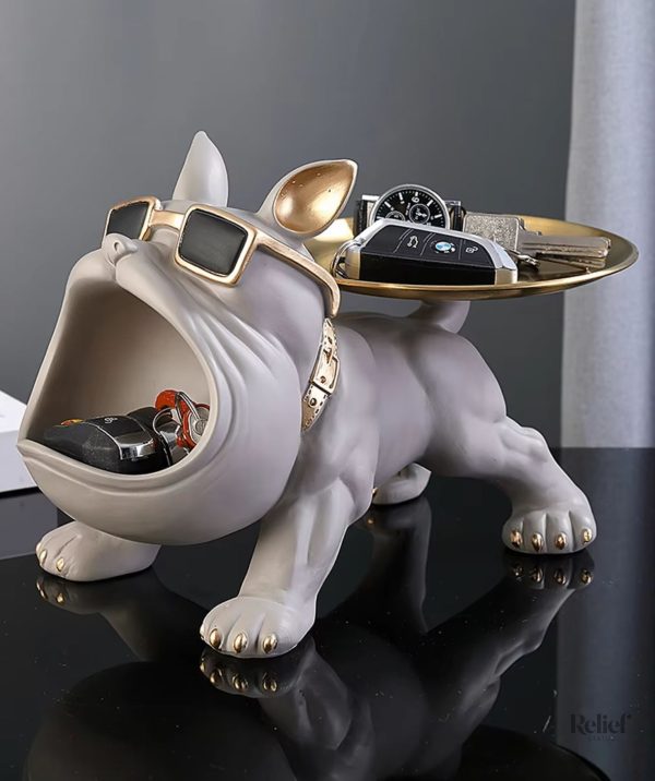 Figurine chien bouledogue décorative, style élégant et contemporain
