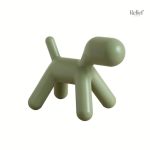 Sculpture de chien stylisée, ajout contemporain à votre déco