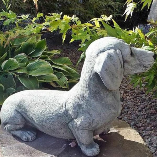 Figurine chien teckel en résine, style jardin 12 cm