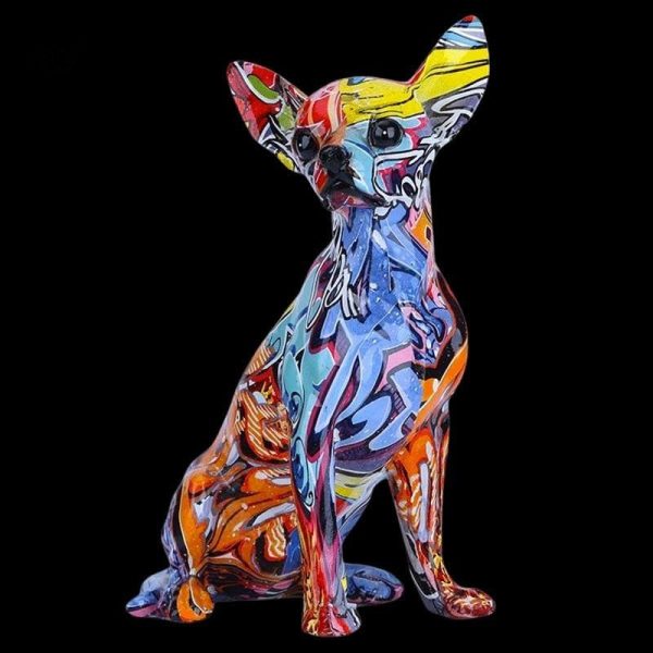 Statue de chien en graffiti, ajout original à votre déco