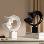 Couple moderne en résine blanche, décoration abstraite 27 cm