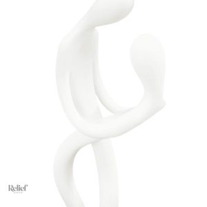 Statue de couple amoureux, symbolisant la passion et l'affection