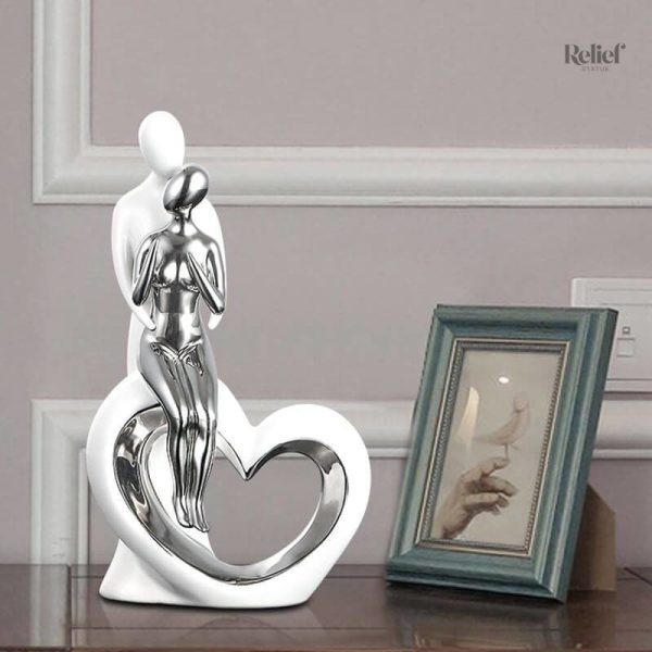 Statue de couple avec style vintage, décoration unique