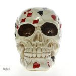 Statue crâne décorative sur le thème du poker