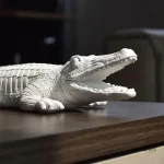 Sculpture crocodile résine, 24 cm pour intérieur