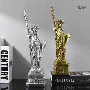 Figurine emblématique de la Liberté en 38 cm