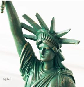 Figurine réaliste de la Liberté, 27 cm en résine