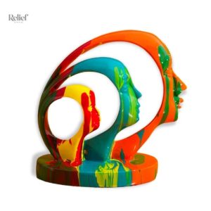Sculpture contemporaine design en couleur pour décoration moderne