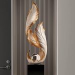 Statue moderne de 68 cm, plume décorative sur socle chic