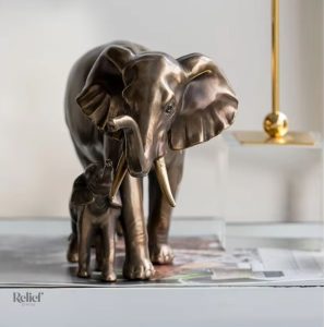 Éléphant en résine, pièce artisanale 30 cm