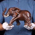 Éléphant décoratif en bois, 15 cm de hauteur