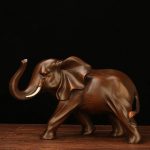 Objet décoratif éléphant bois, 15 cm