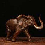 Statue en bois d'éléphant, pièce charmante