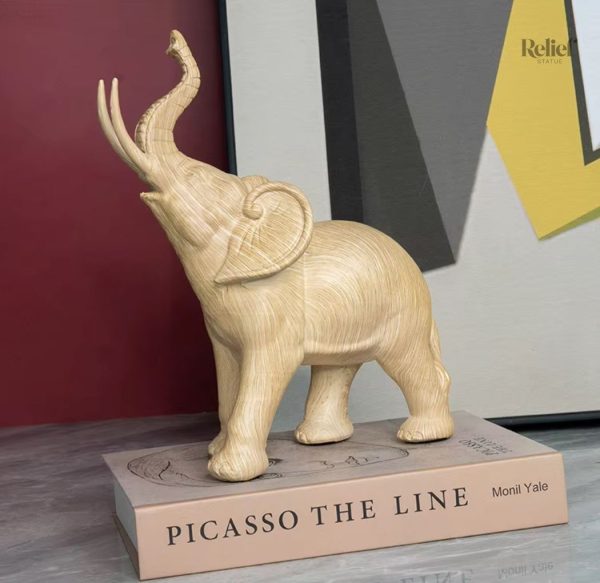 Éléphant en résine finition bois clair 26 cm, décoration intérieure