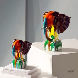 Éléphant décoratif en plusieurs teintes