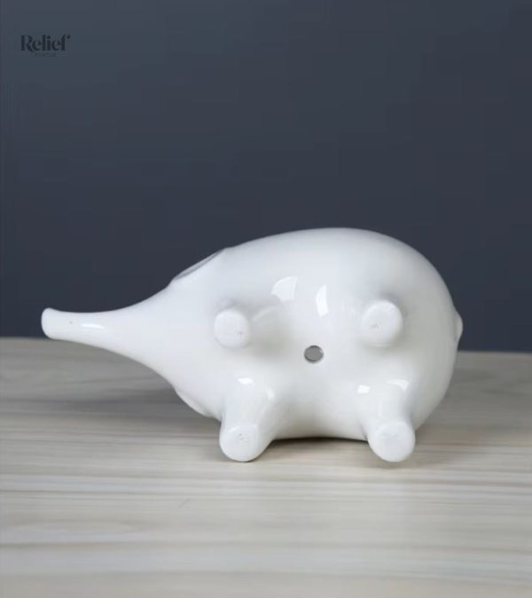 Éléphant décoratif en porcelaine avec pot