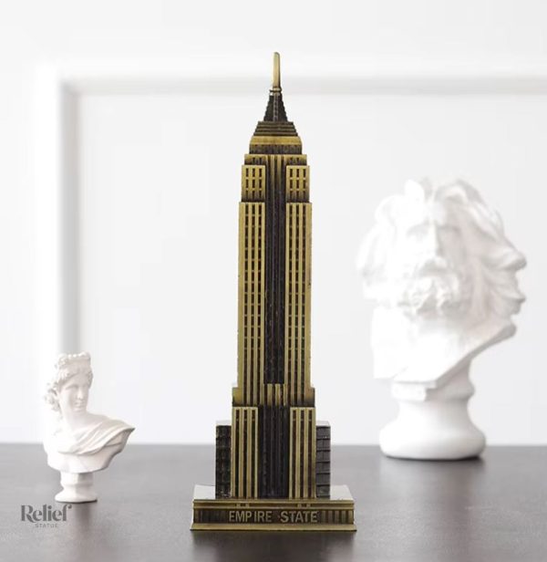 statue-empire-state-building-en-metal-22-cm-1 Statue Empire State Building en métal - 22 cm