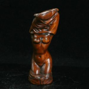 Statue en bois femme nue de 9 cm, design élégant et raffiné