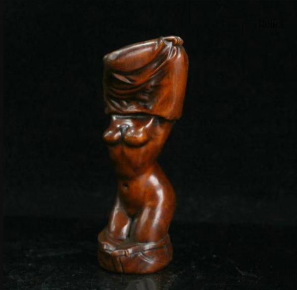 Figurine artistique femme nue, en bois, 9 cm