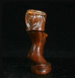 Sculpture en bois de 9 cm, silhouette féminine nu et délicate