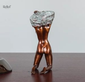 Statue artistique en bronze, forme féminine