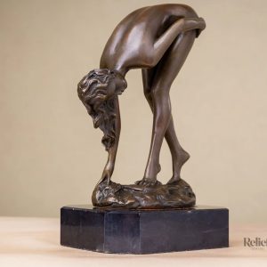 Sculpture féminine en bronze 19 cm, élégance et charme