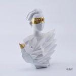 Femme en statue, style artistique contemporain