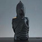 Sculpture moderne femme, 31 cm