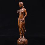 Statue en bois femme 20 cm, sculpture artisanale décorative