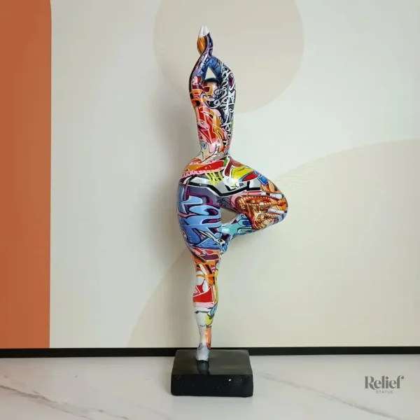 Art décoratif : Statue femme 46 cm en gros format