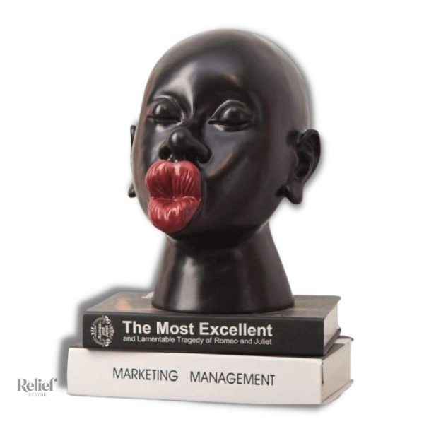statue-femme-noire-1 Statue Femme Le Baiser 32 cm en décoration artistique