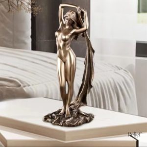 Statue femme nue 22 cm en art moderne