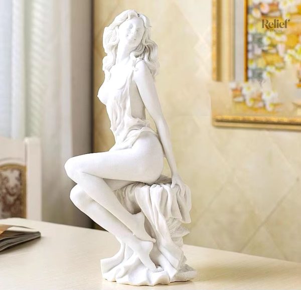 statue-femme-nue-assise-31-cm-1 Statue femme nue assise 31 cm, sculpture artistique en résine