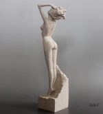 Statue en grès 32 cm, beauté de la forme féminine